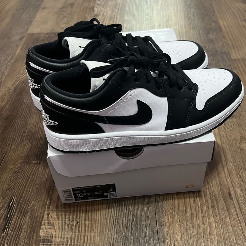 Women’s Air Jordan 1 Low